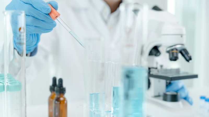 家庭基因检测试剂盒：揭秘其操作与选择要点**